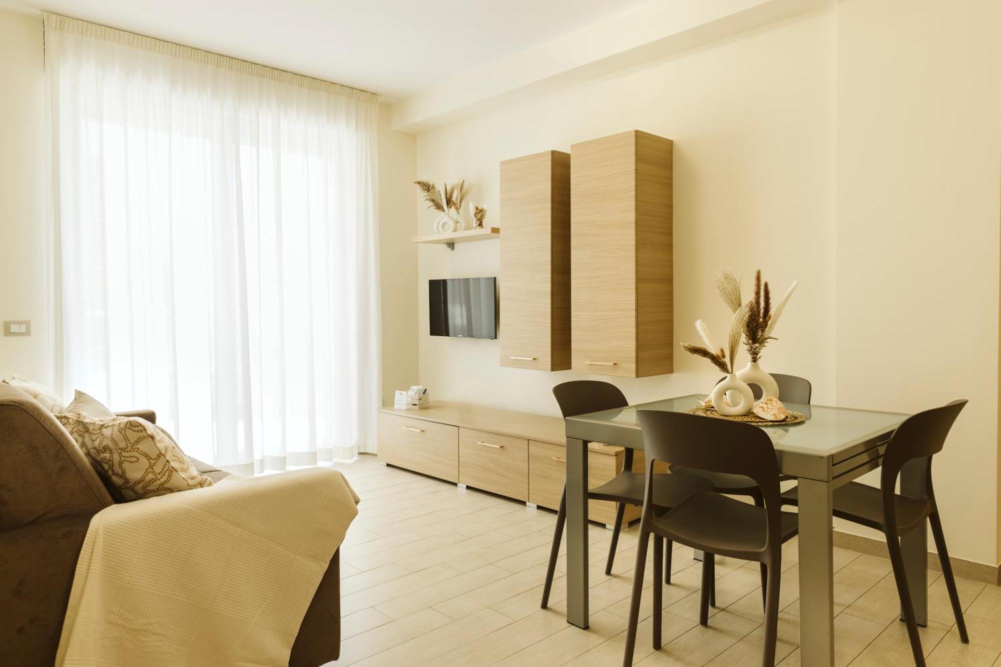Residenze Roscioli Aparthotel Roseto Degli Abruzzi Bagian luar foto