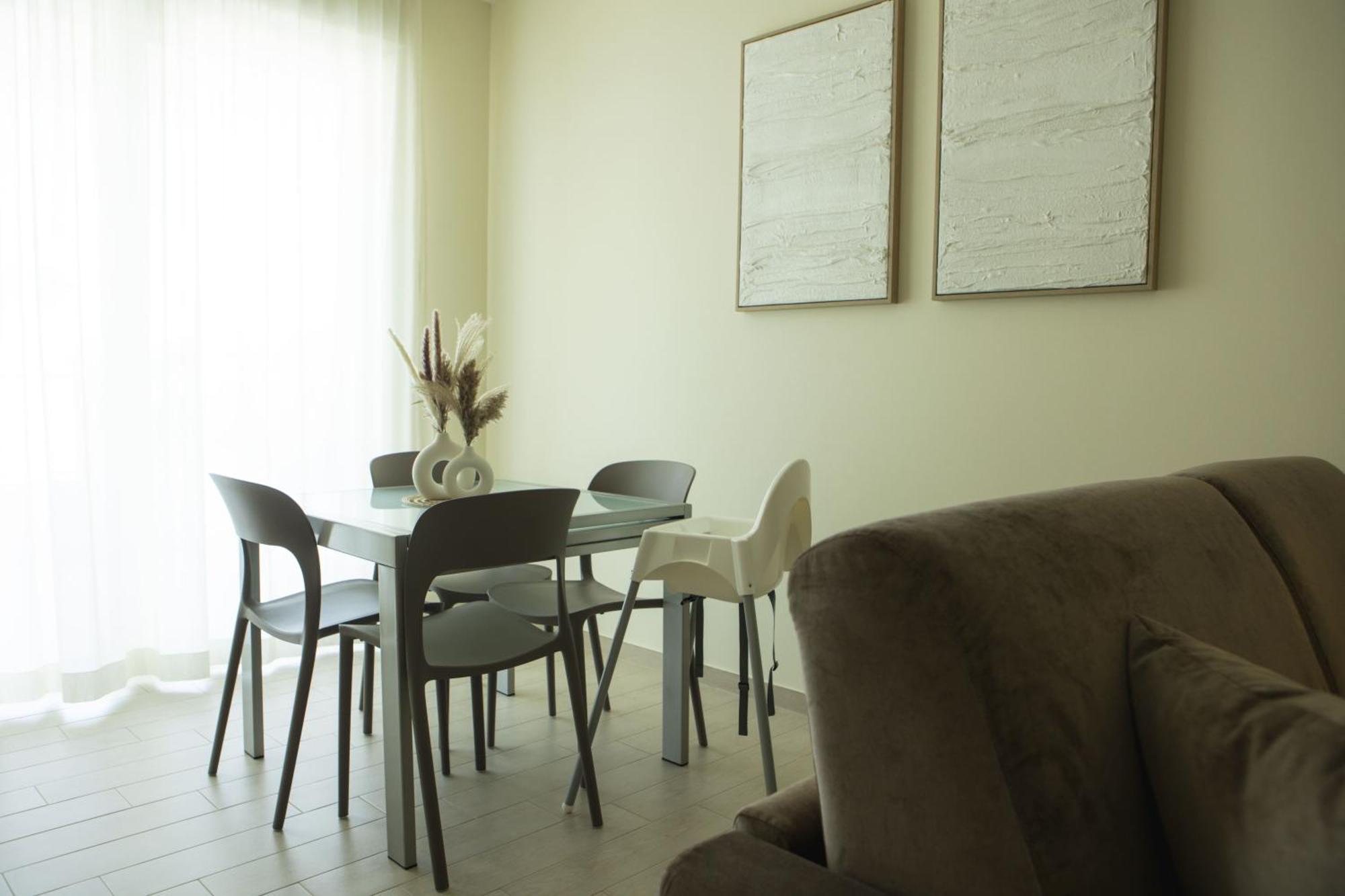 Residenze Roscioli Aparthotel Roseto Degli Abruzzi Bagian luar foto