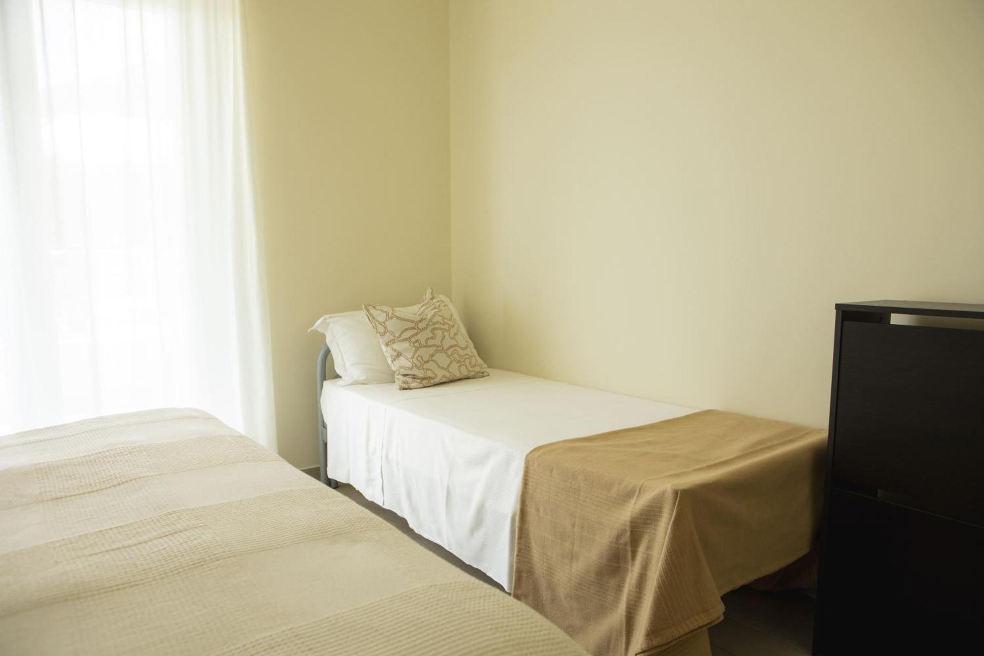 Residenze Roscioli Aparthotel Roseto Degli Abruzzi Bagian luar foto