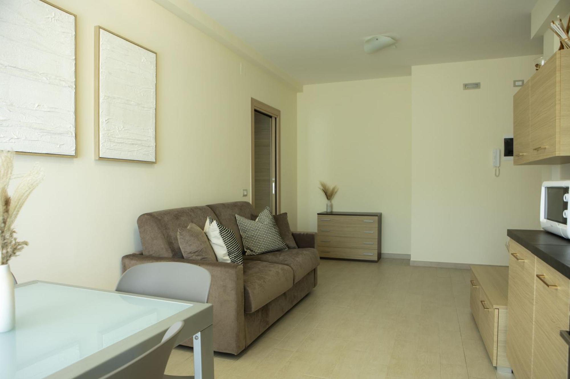 Residenze Roscioli Aparthotel Roseto Degli Abruzzi Bagian luar foto